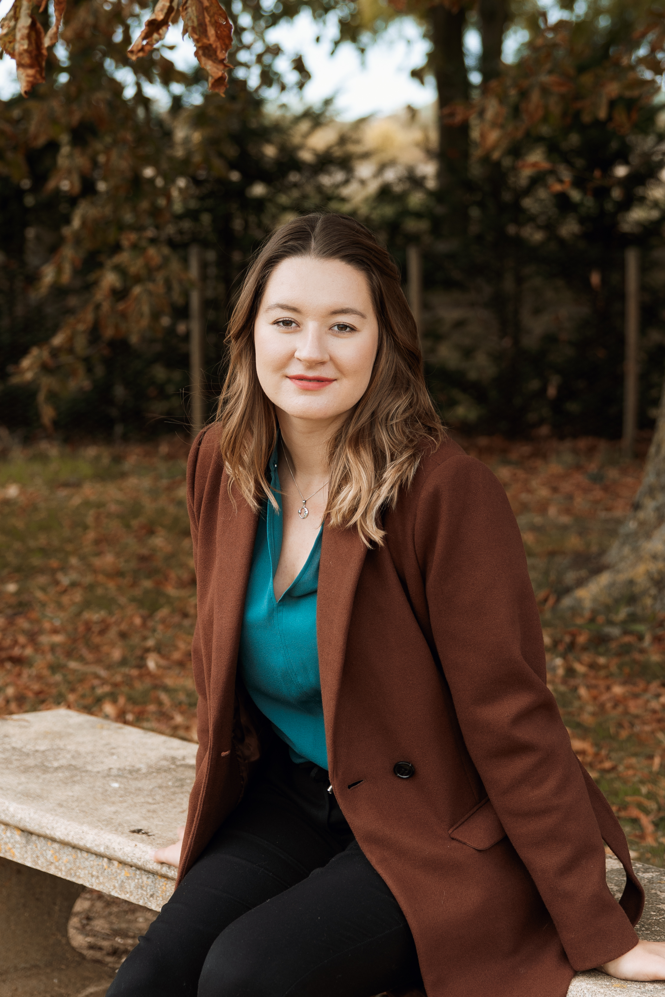 Dominika Kalinowska Hypnotherapist in Bedford EFT Therapy in Bedford Online Practitioner Therapist Relief Therapies Emotional Release Bedfordshire Cambridge Milton Keynes London Poland