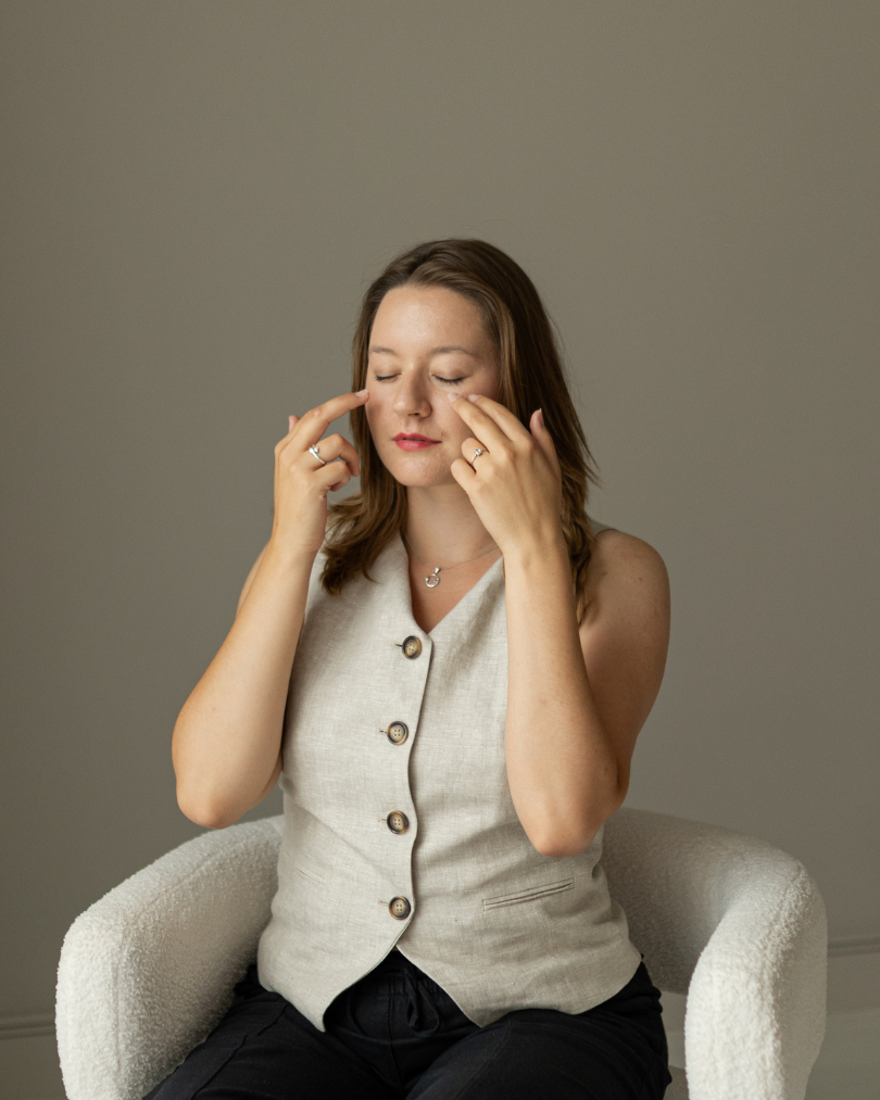 EFT therapy session with Dominika for emotional release and anxiety in Cambridge